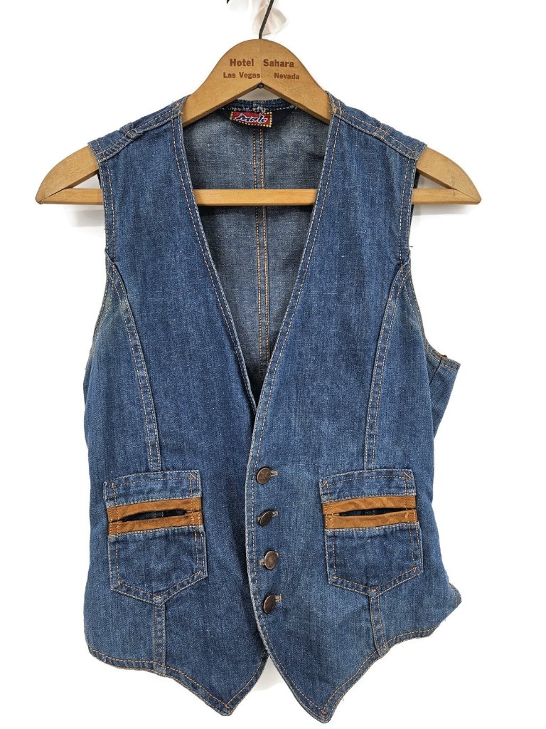 Vintage 70s Male Denim Vest Mens S/M? Fitted Western Biker Button